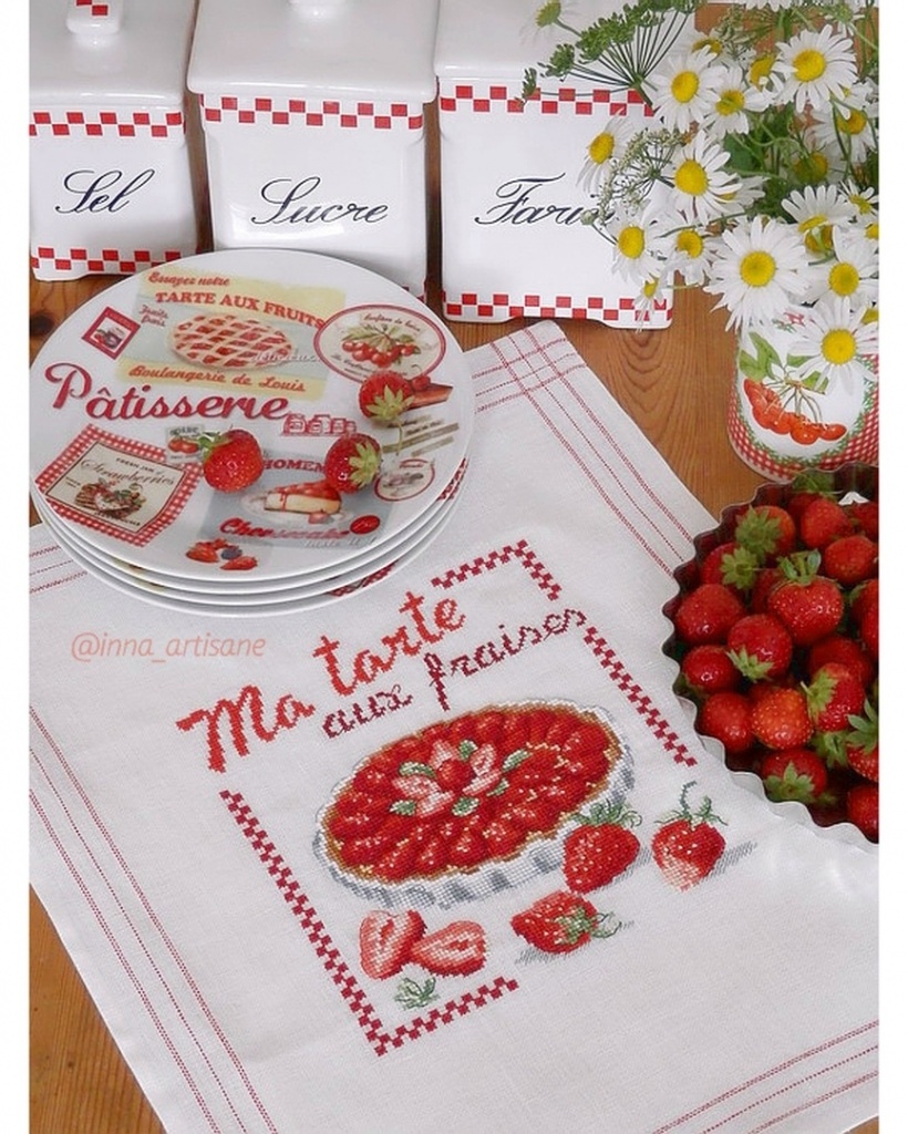 Ma tarte aux fraises / Клубничный пирог, Veronique Enginger, вышивка крестом
