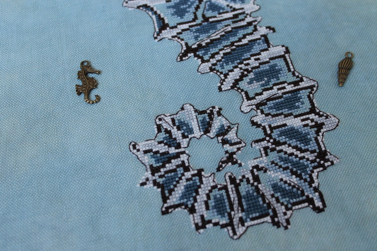 Вышивка крестом Isabelle Vautier - ISA22 Hippocampus / Морской конек